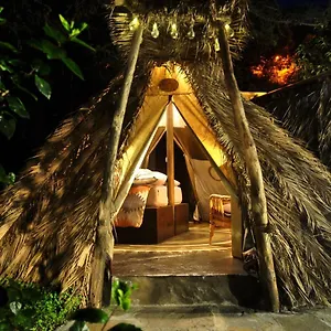 Luxe tent Mazo The Glamping, Lodero